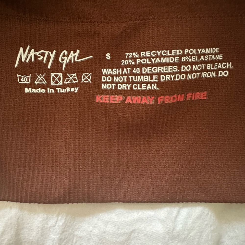 Nasty Gal Brown Ribbed Crop Tank Size Small - Picture 3 of 3